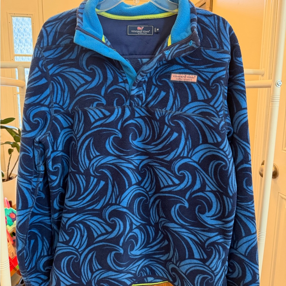 LIKE NEW Vineyard Vines Harbor Fleece Shep Shirt in Waves-Baltic Blue Size M